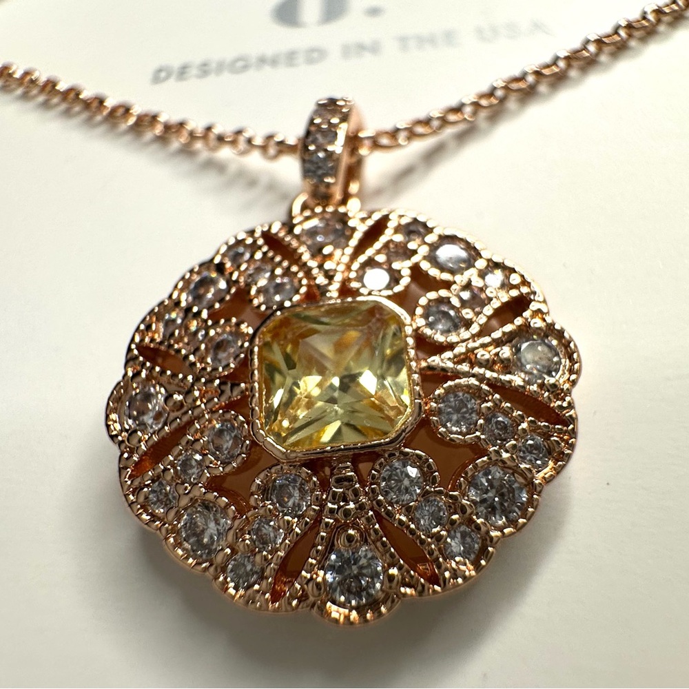 Bomb Party Rose gold OG necklace never worn